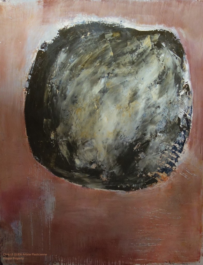 N°8 bis a été peint par Chris Le Guen Artiste Plasticienne Peintre et Sculptrice